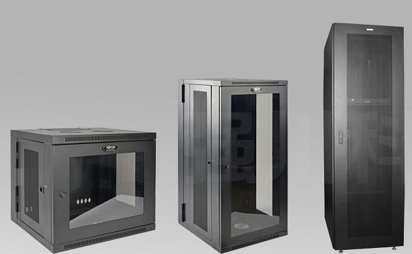 一个机柜多少u?一个机柜可放多少台服务器?