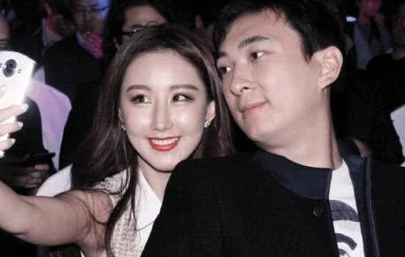 王健林称王思聪没兴趣接管万达 理由是管十几万人太累